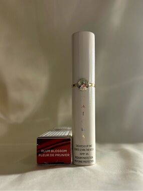 Tatcha Kissu Lip Tint in Plum Blossom New in box